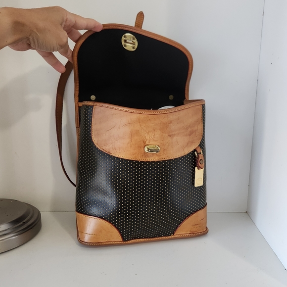 Vintage Dooney and bourke Black /Tan leather Shoulder bag - Picture 12 of 13